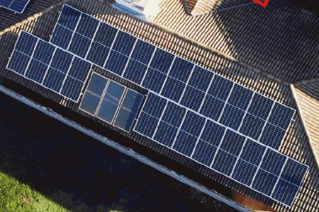 屋頂分布式光伏發(fā)電是否會對人體產(chǎn)生危害？