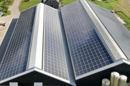 光伏發(fā)電站選并網(wǎng)還是離網(wǎng)？需不需要蓄電池？